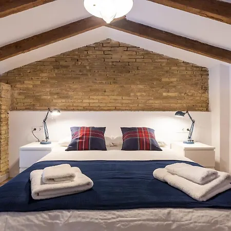 Apartment Anelsa Apmts Descubre Y Su Playa Valencia